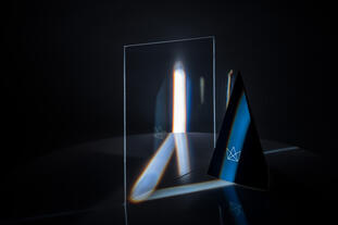 AR2 anti-reflective glass - low reflection